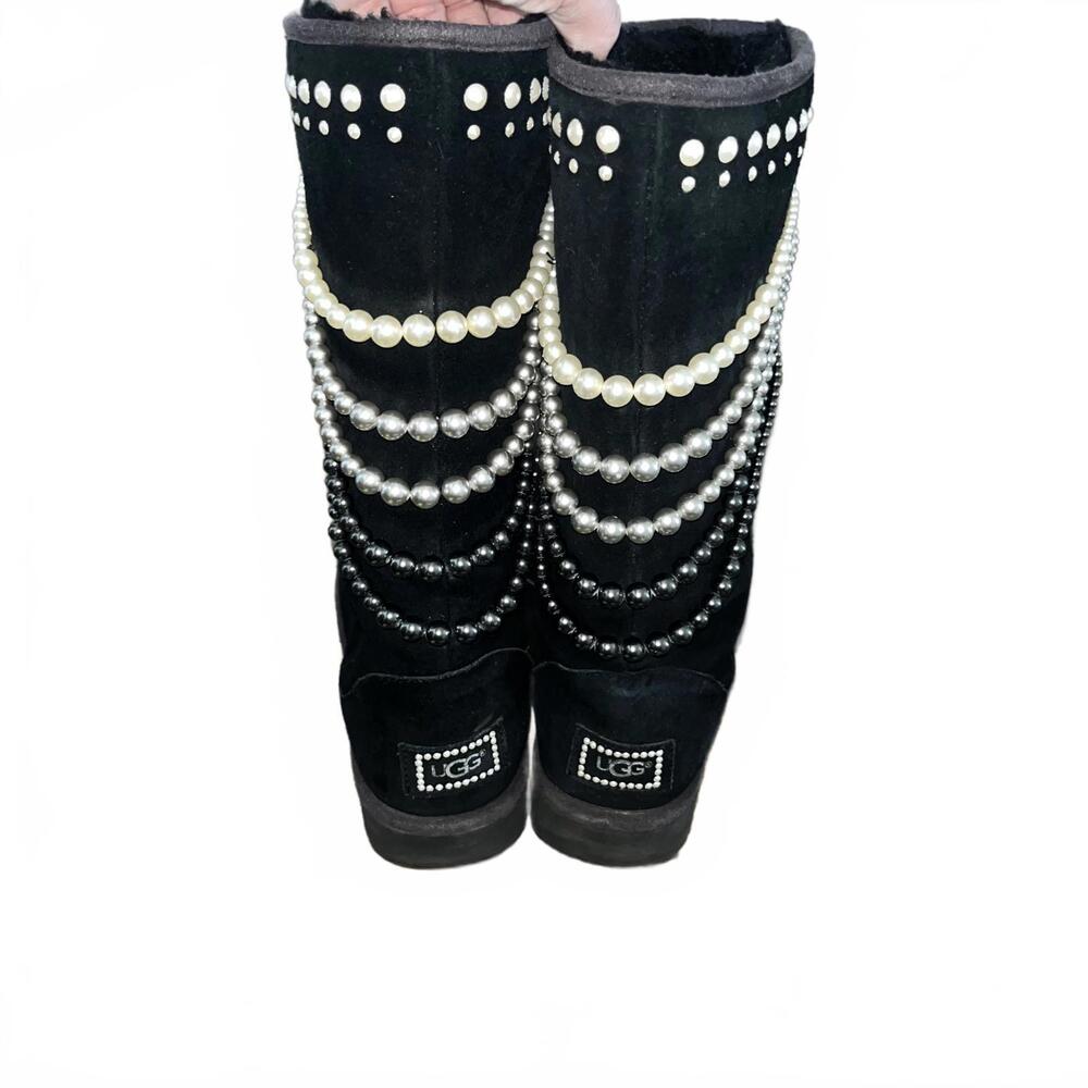 UGG Women's Suede Calais Pearl Black Leather Tall Boots Pull-On Size 8 RARE
